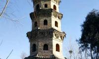 卧佛寺塔